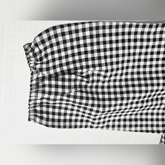 Black and White Plaid V Neck Lightweight Long Sleeve Blouse 1X - Picture 3 of 7
